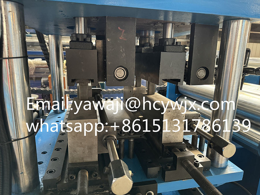 Máy cắt thủy lực thép kẽm OMEGA Purlin Roll Forming với CE
