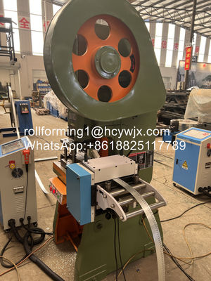 Hồ sơ tùy chỉnh Hệ thống vách thạch cao GI Máy tạo hình cuộn