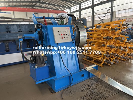Động cơ dây chuyền thép kẽm tự động CZ Purlin Roll Forming Machine 14-18 Trạm 1.2-1.8mm