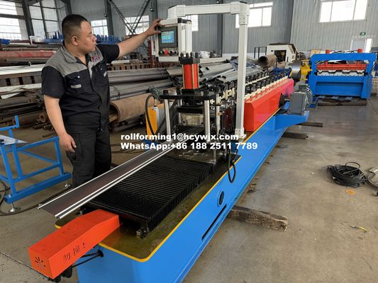 Máy tạo cuộn cửa màn trục truyền chuỗi với vật liệu cắt Cr12