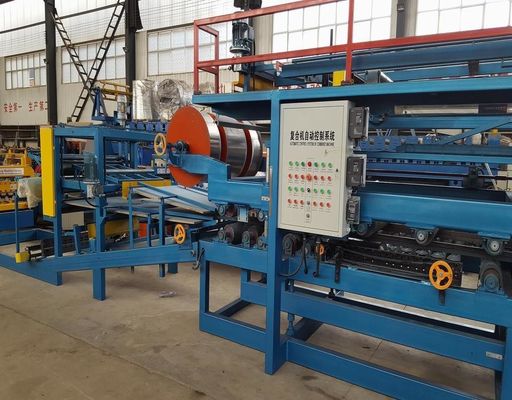 Tự động Eps Sandwich Panel cuộn máy ép 0.3-0.6mm Sheet Thickne