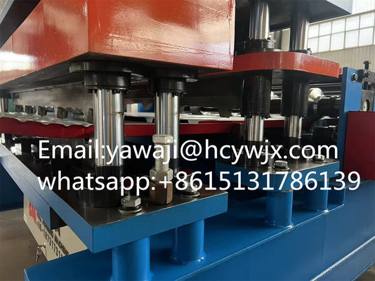 Máy tạo cuộn mái nhà kim loại cho sản xuất tốc độ 15m/min 70mm đường kính trục