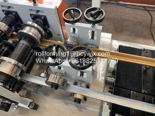 Double Out Knauf Drywall & hệ thống trần nhà Roll Former